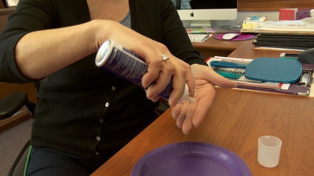 Where to apply Can women use minoxidil?